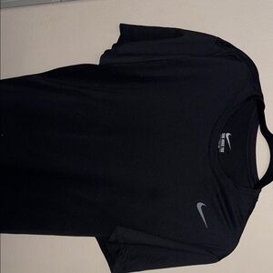 Nike Black Short Sleeve Tee Classic Design
